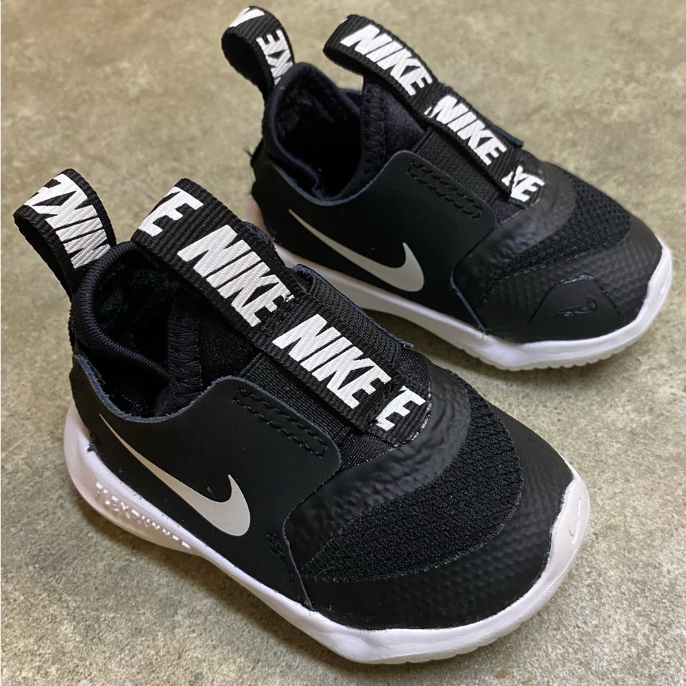 Size 3C baby Nike Flex